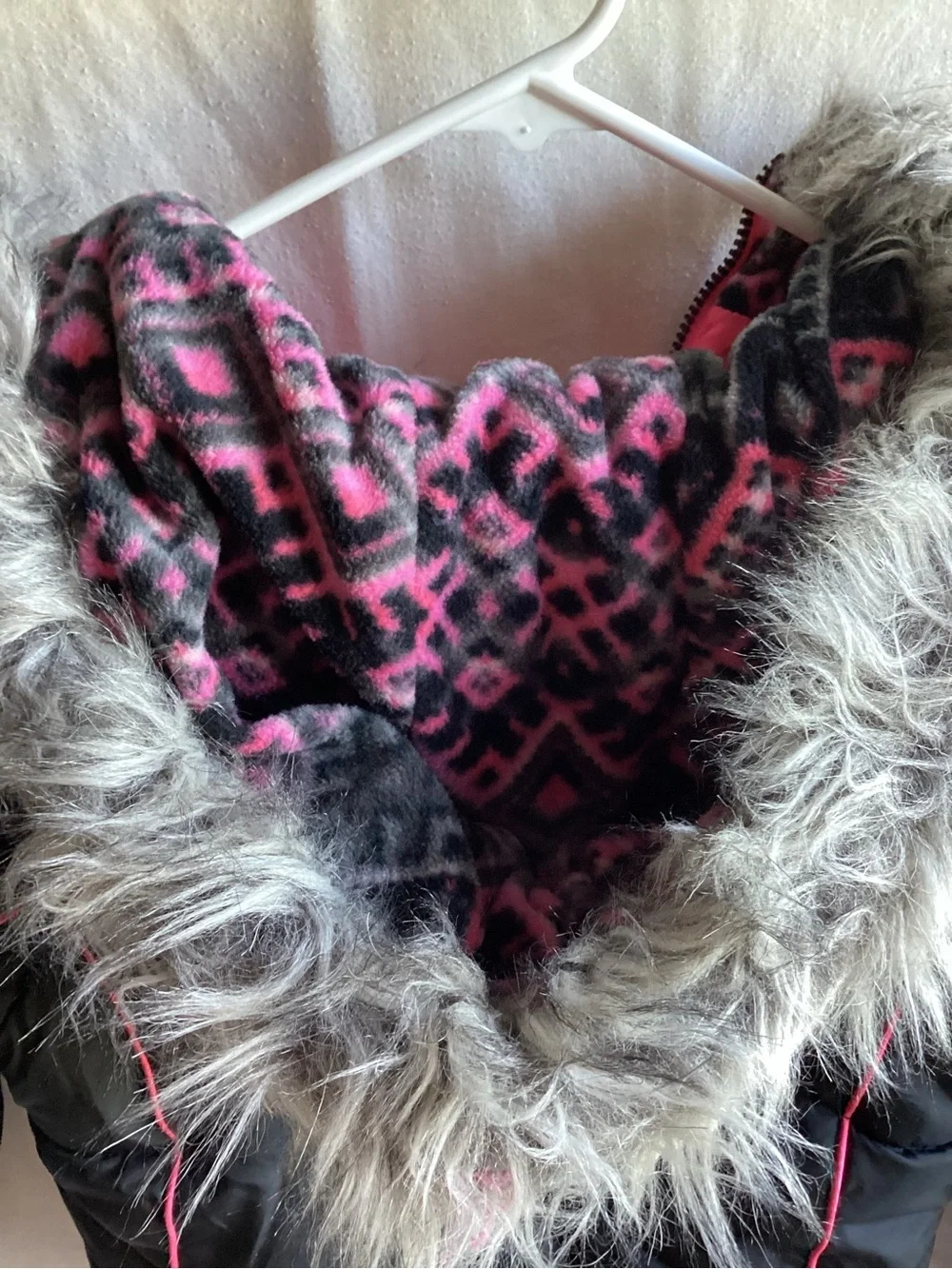 Girls' Black & Pink Insulated Hooded Winter Jacket